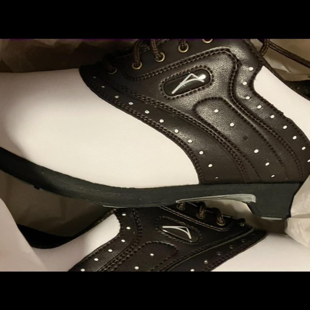 New in box Acuity men’s size 10.5 golf shoes - Picture 3 of 5